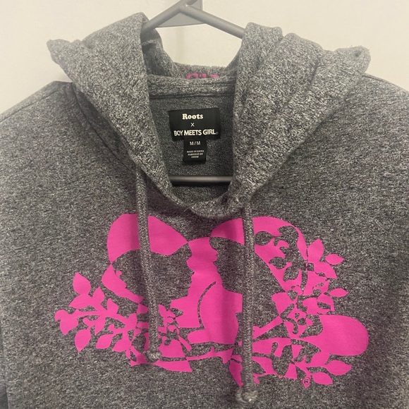 Roots X boy meets girl hoodie - Picture 5 of 8
